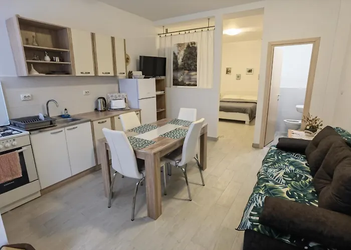 Studioapartment In Mit Terrasse, Klimaanlage, W-lan, Waschmaschine 5211-1 Lägenhet Opatija